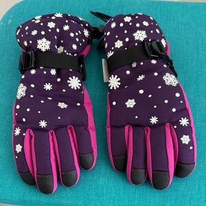 Purple and Pink Snowflake Gloves